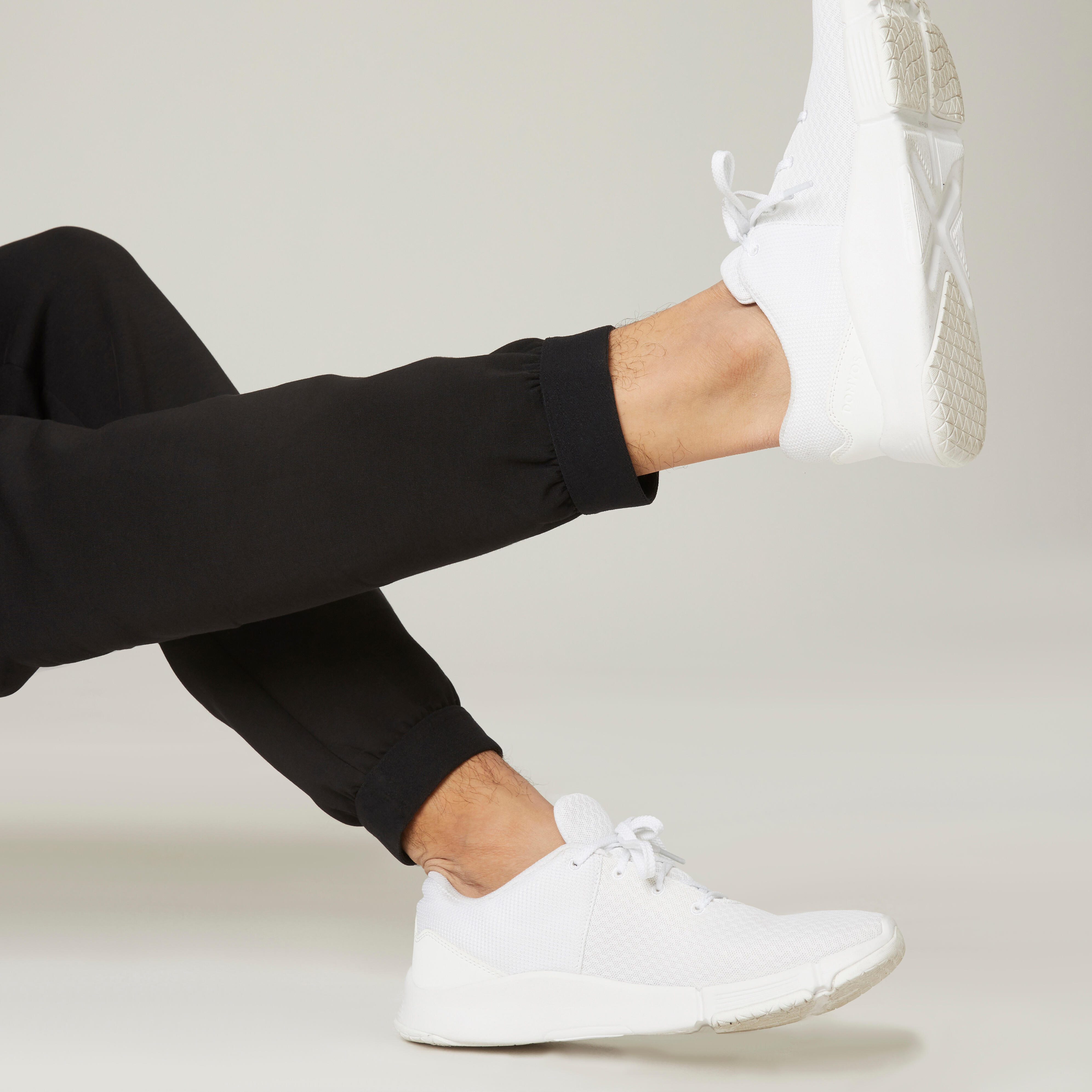 PANTALÓN DE BUZO HOMBRE 540 NEGRO - Decathlon