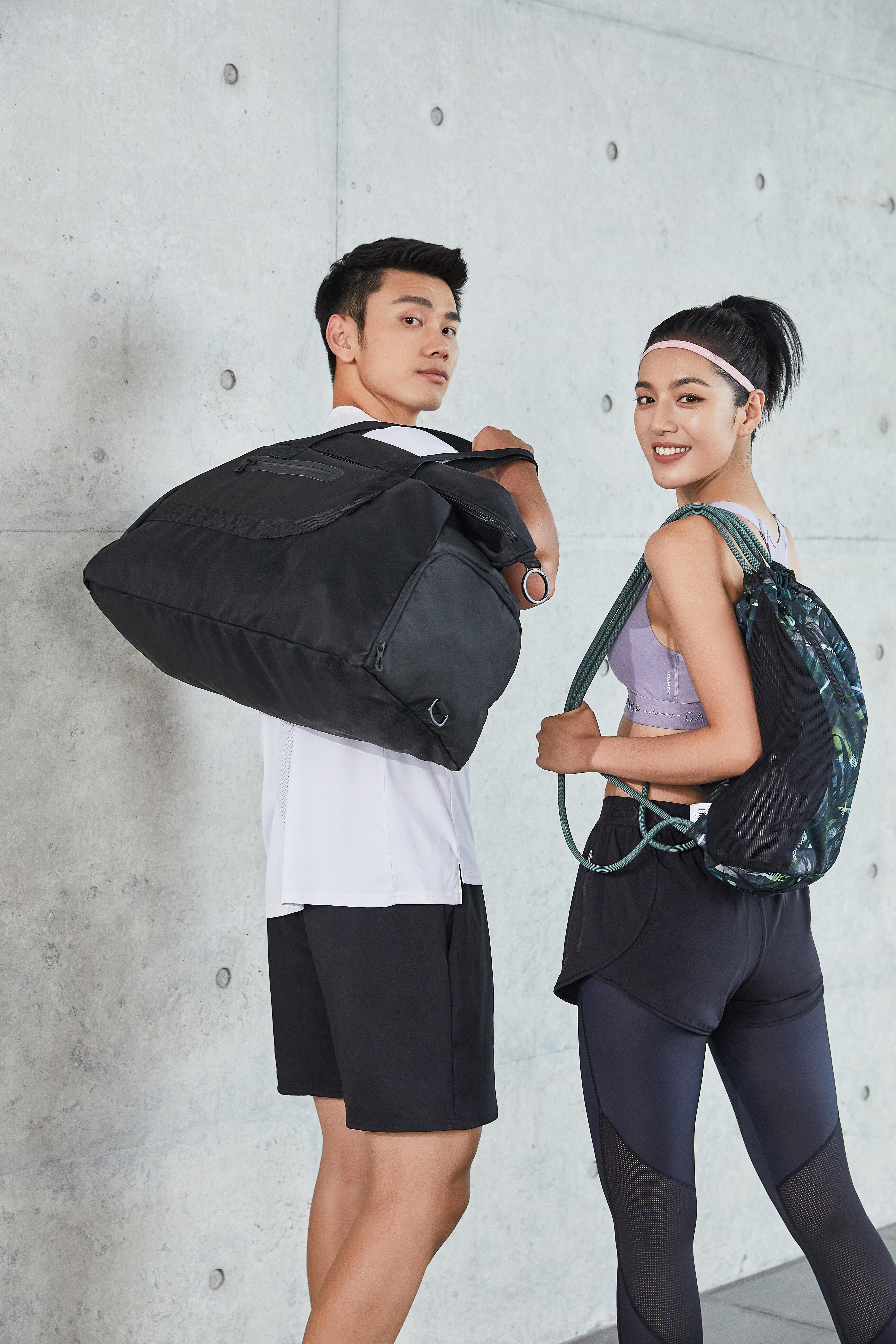 Fitness 2-in-1 Leggings / Shorts - Black