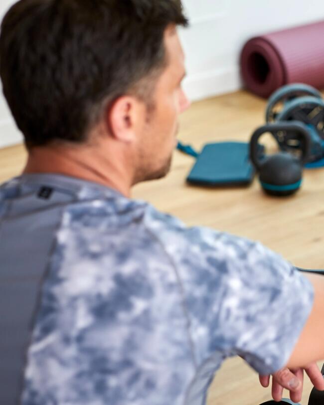 SELF-POWERED ROWING MACHINE