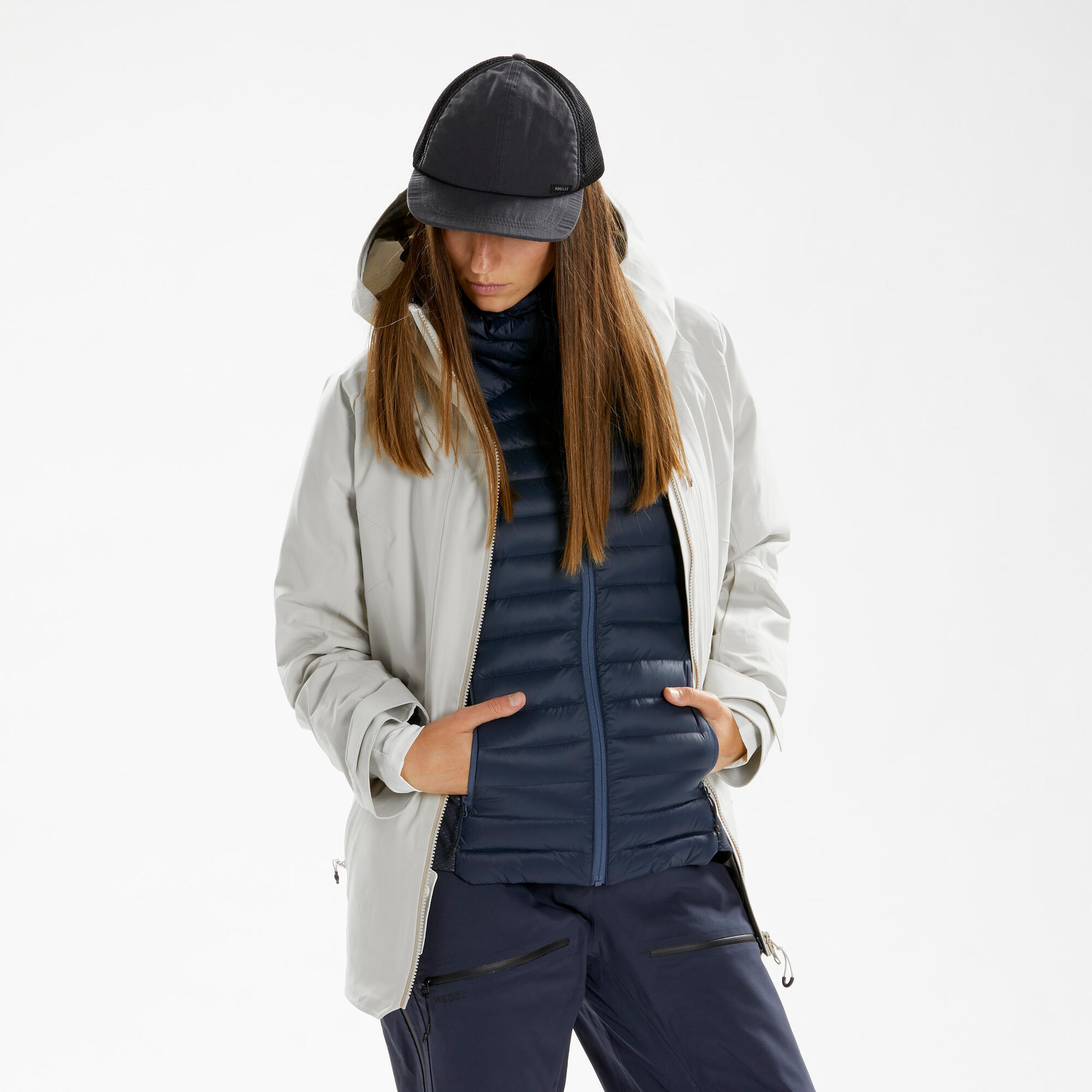 Women's 900 navy blue down-filled lightweight ski down jacket.