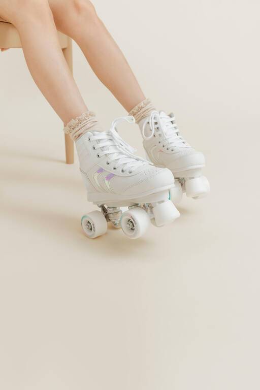 100 Jr Quad White Holographic Roller Skates - Oxelo