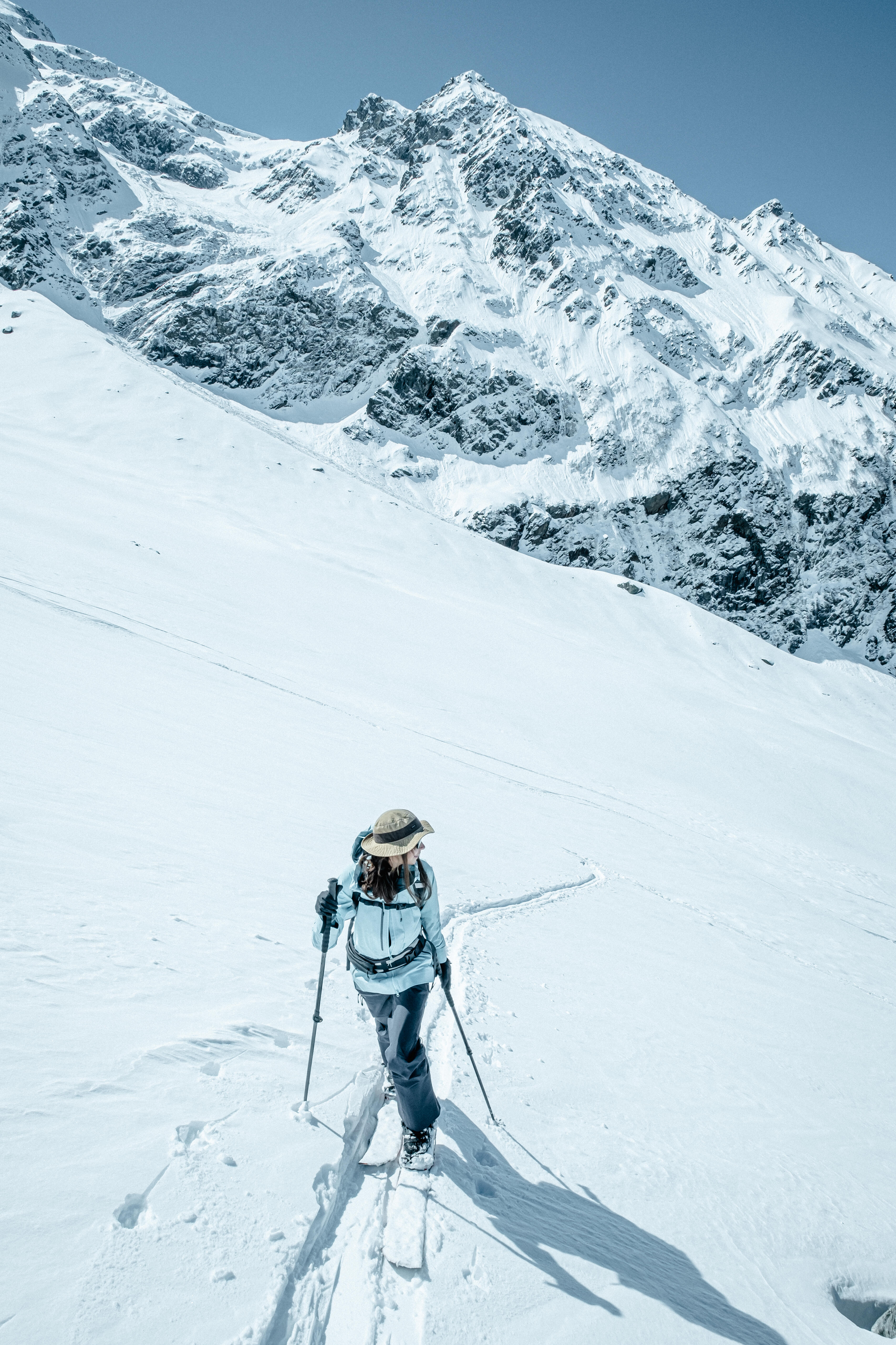 Snowboard Splitboard with Skins – 500 - DREAMSCAPE