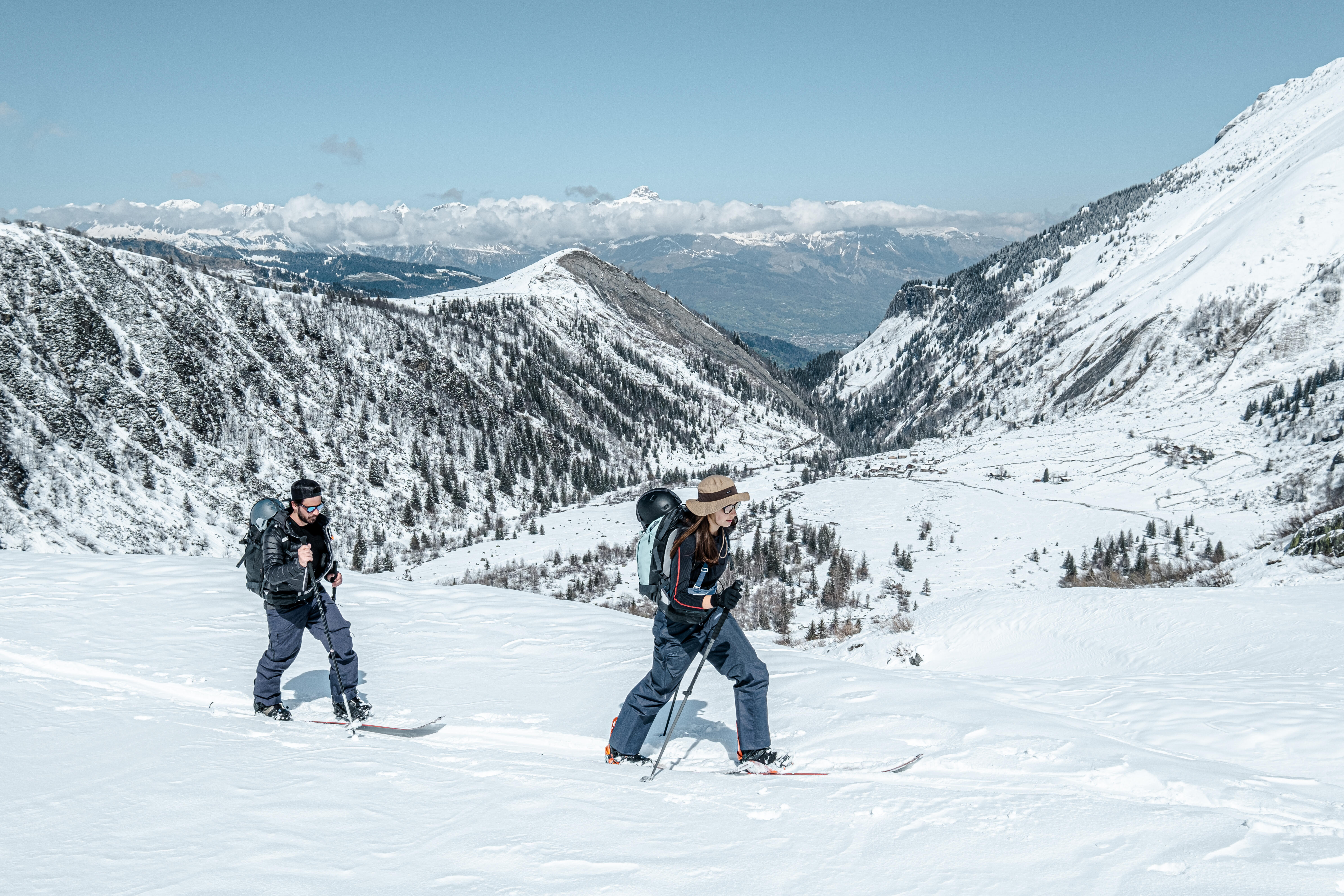 Snowboard Splitboard with Skins – 500 - DREAMSCAPE