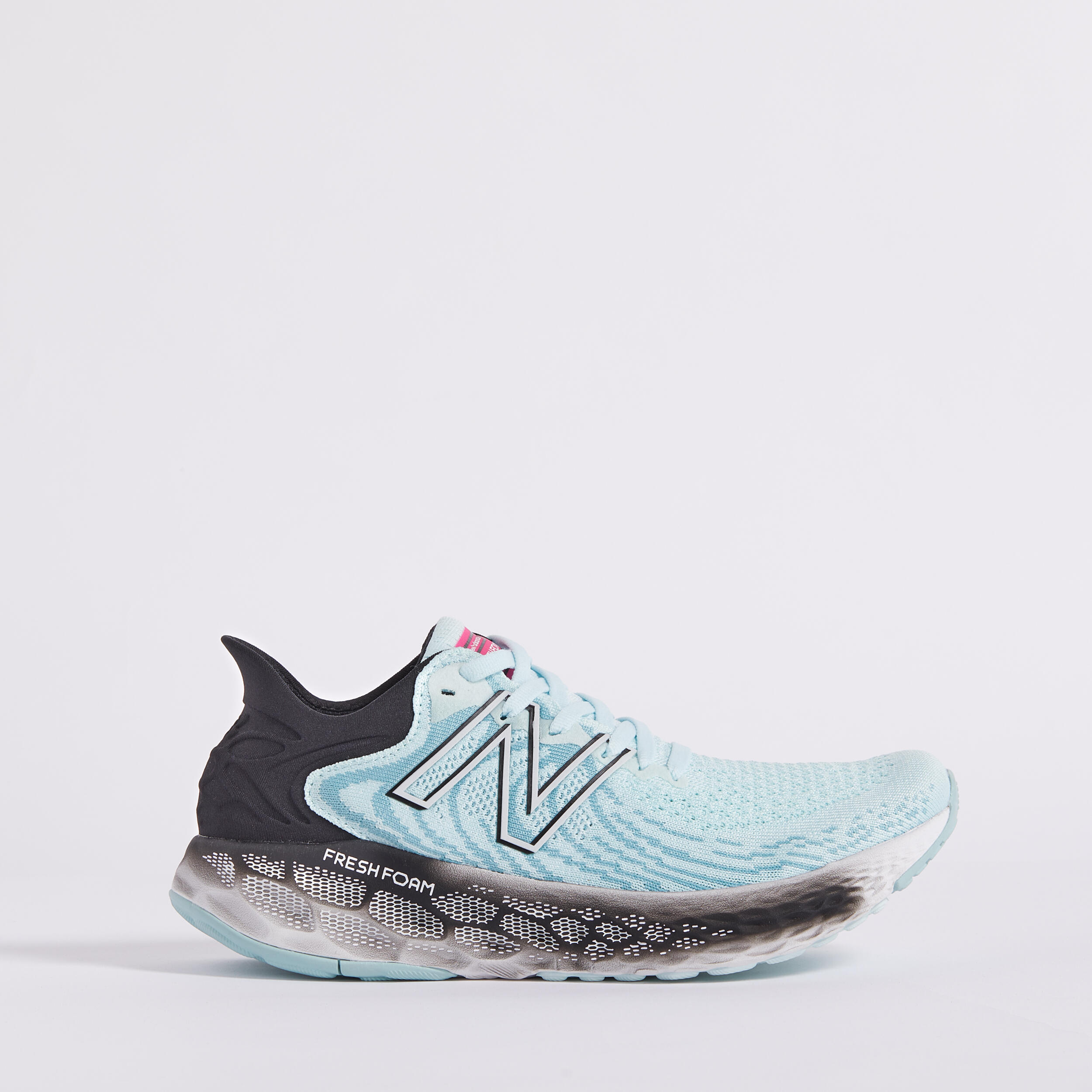 NEW BALANCE picture