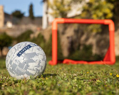 How to choose your football