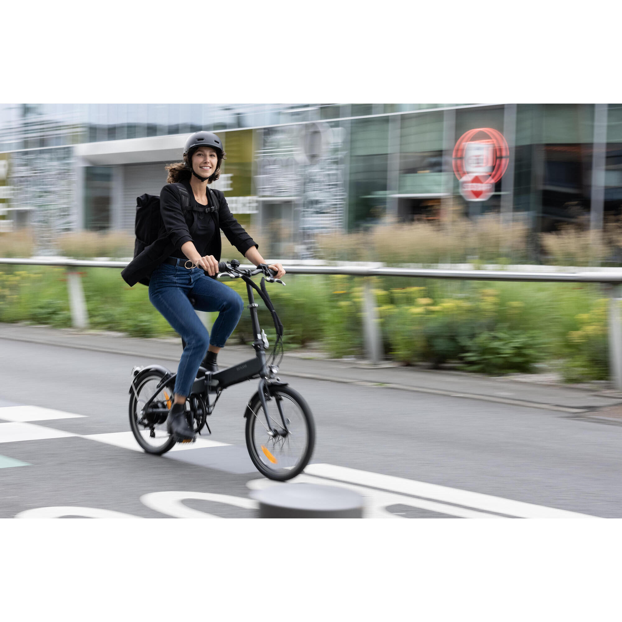 TILT 500 GREY BLACK ELECTRIC-ASSIST FOLDING BIKE