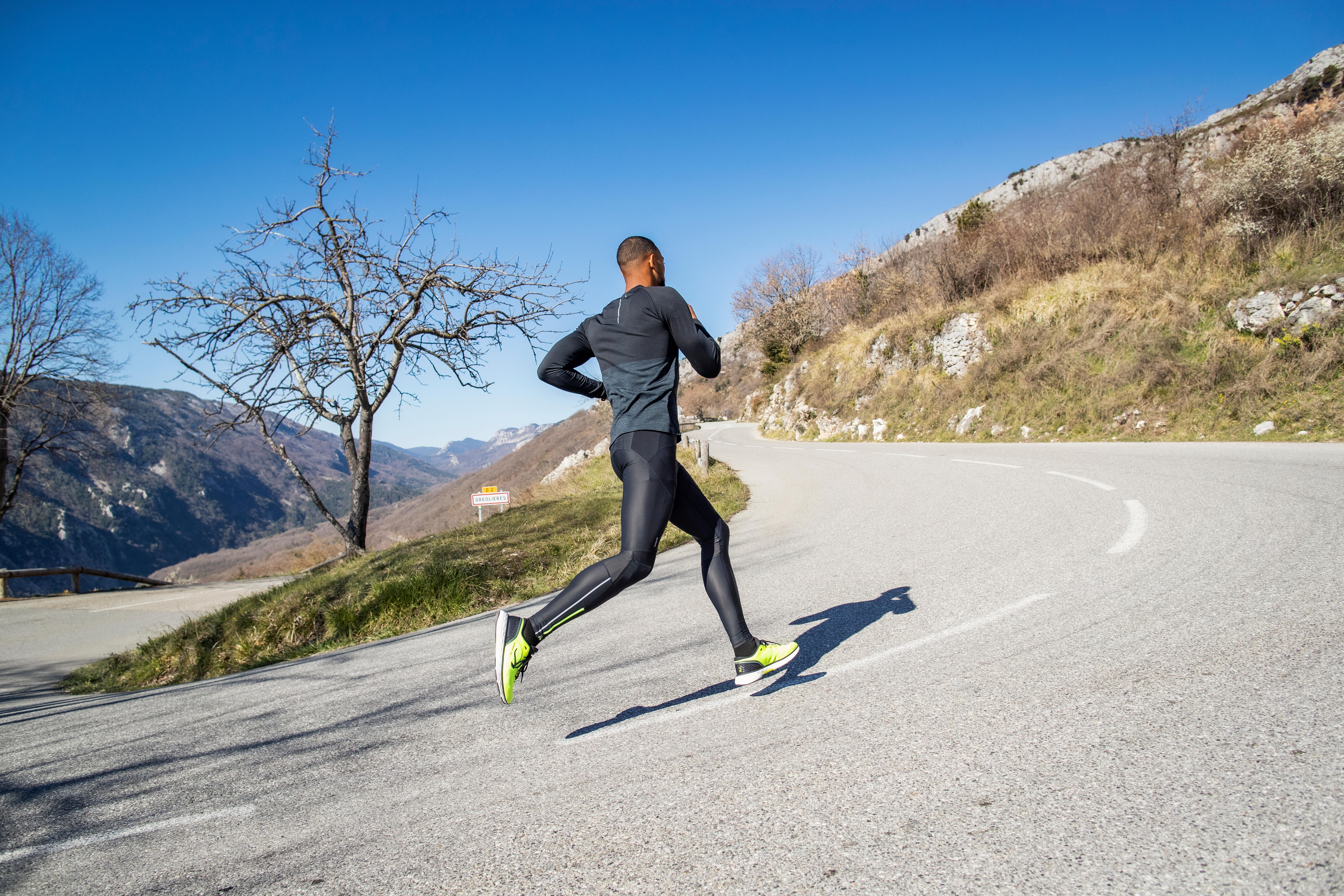 Chandail de course homme - Run 500 noir - KIPRUN