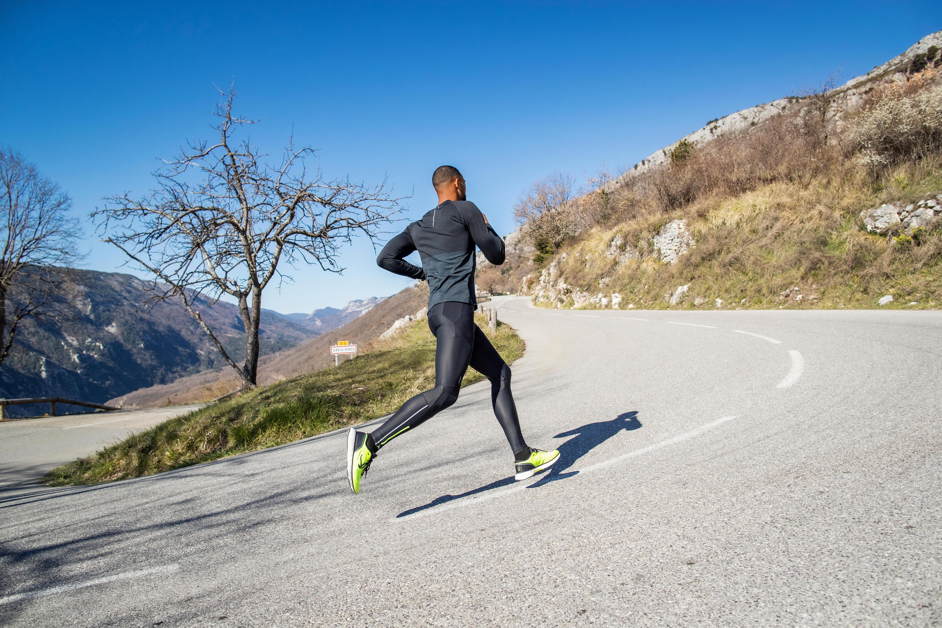 Pánské běžecké bezešvé tričko s dlouhým rukávem Kiprun Run 500  10/10