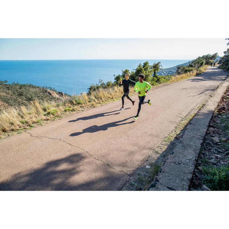 CAMISOLA DE CORRIDA KIPRUN CARE RESPIRÁVEL HOMEM AMARELO