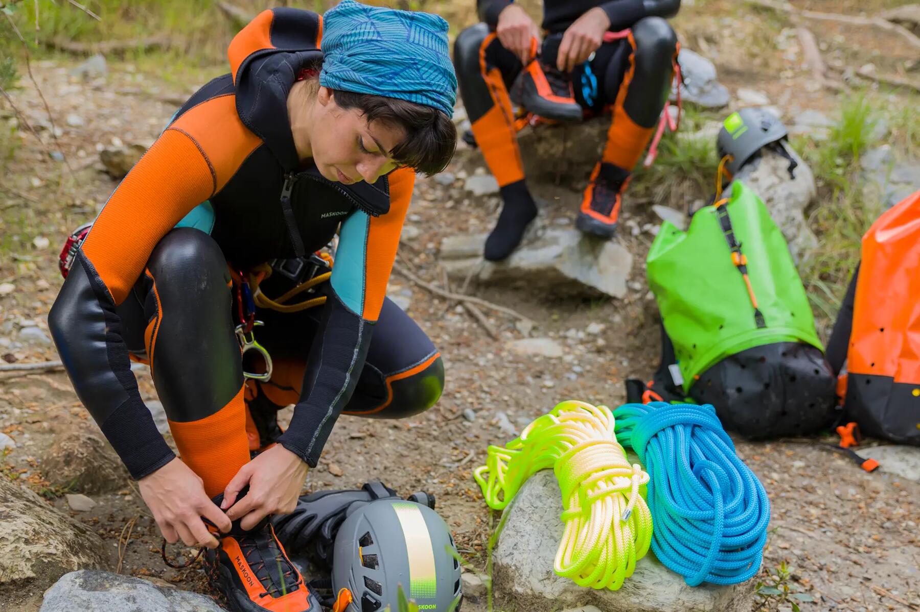 Que fato escolher para o canyoning?