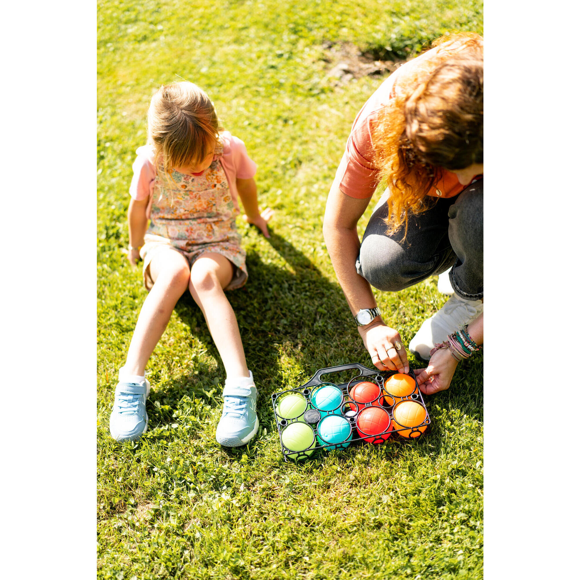 SET OF 8 PLASTIC PÉTANQUE BALLS