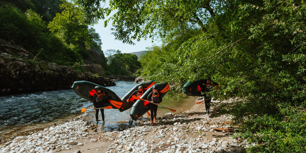 packraft amigos descida rio rafting