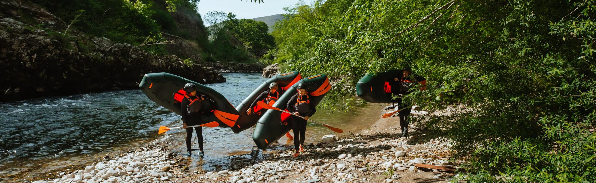 Première descente en packraft pour Camille