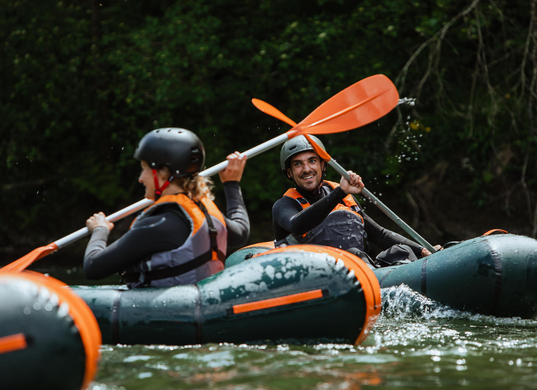 Première descente en packraft pour Camille