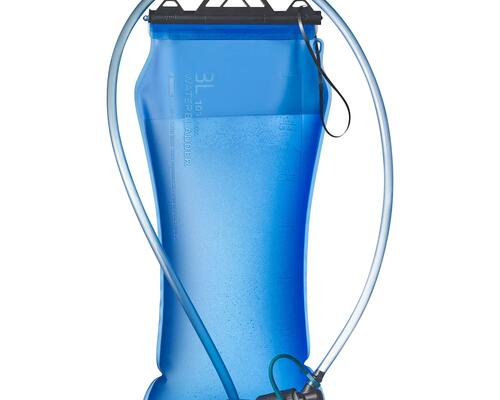 REINIGUNG UND REPARATUR EINER TREKKING-TRINKBLASE MT500