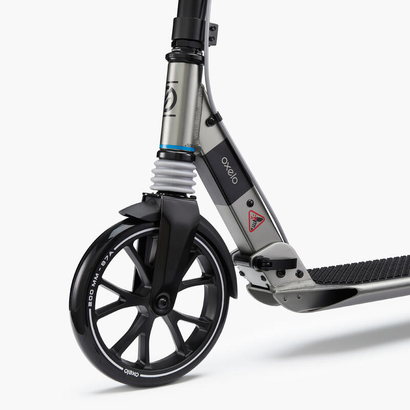 Felnőtt roller Town 7 XL, fekete 