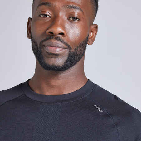 חולצת ריצה נושמת לגברים   – שחור