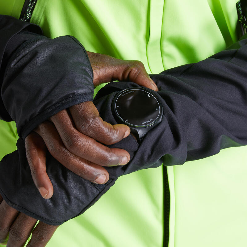 CASACO CORRIDA REPELENTE À ÁGUA CORTA-VENTO KIPRUN WARM REGUL AMARELO