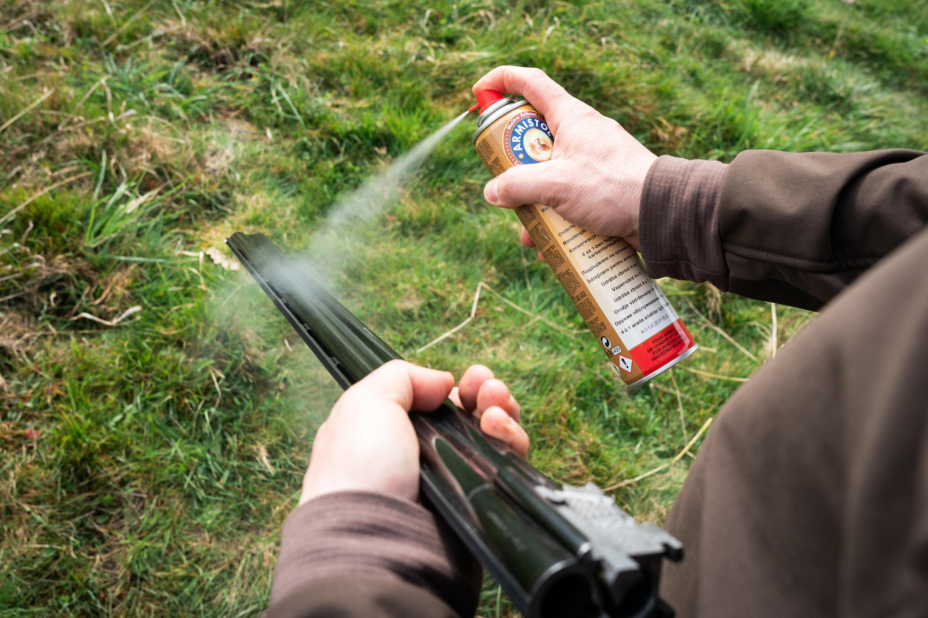 Huile 4 en 1 pour armes Armistol 2/5