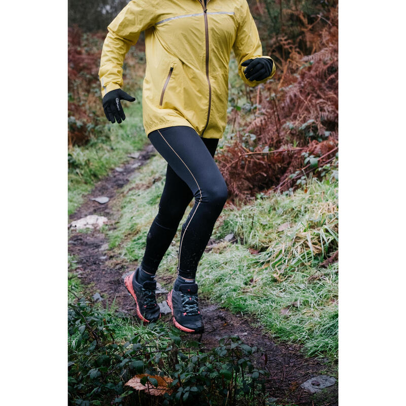 DAMESREGENJACK VOOR TRAILLOPEN OKER