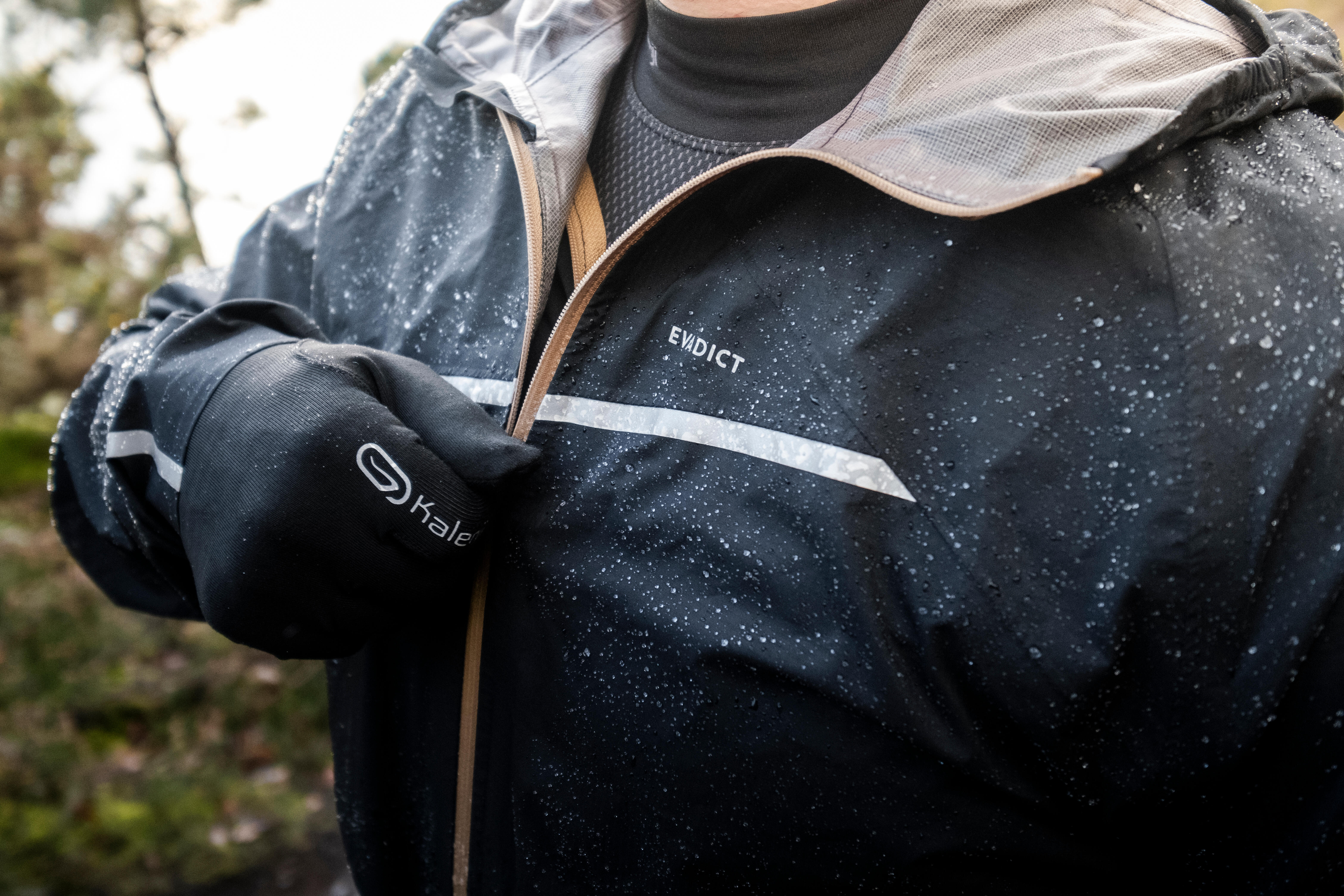 Kalenji waterproof trail jacket hot sale