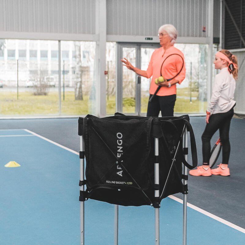 Ballkorb mit Rollen für Tennisbälle