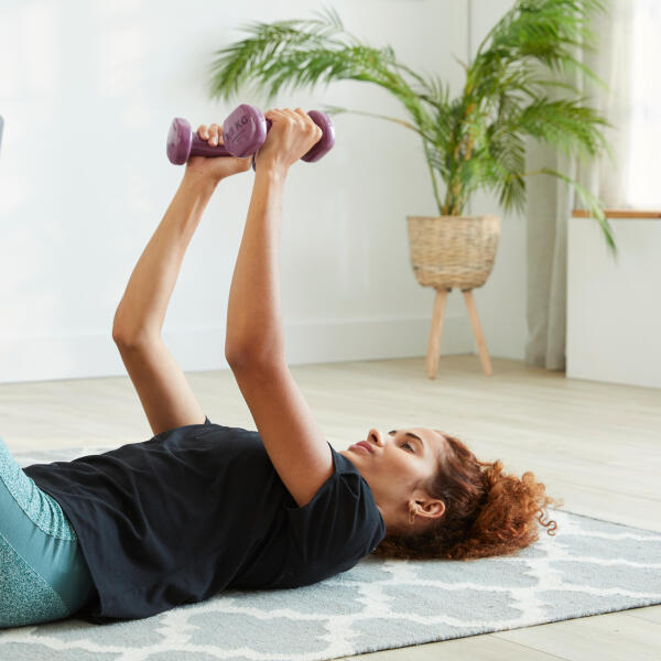 Esterillas de yoga, bolas de pilates y bandas elásticas fitness en oferta  en El Corte Inglés