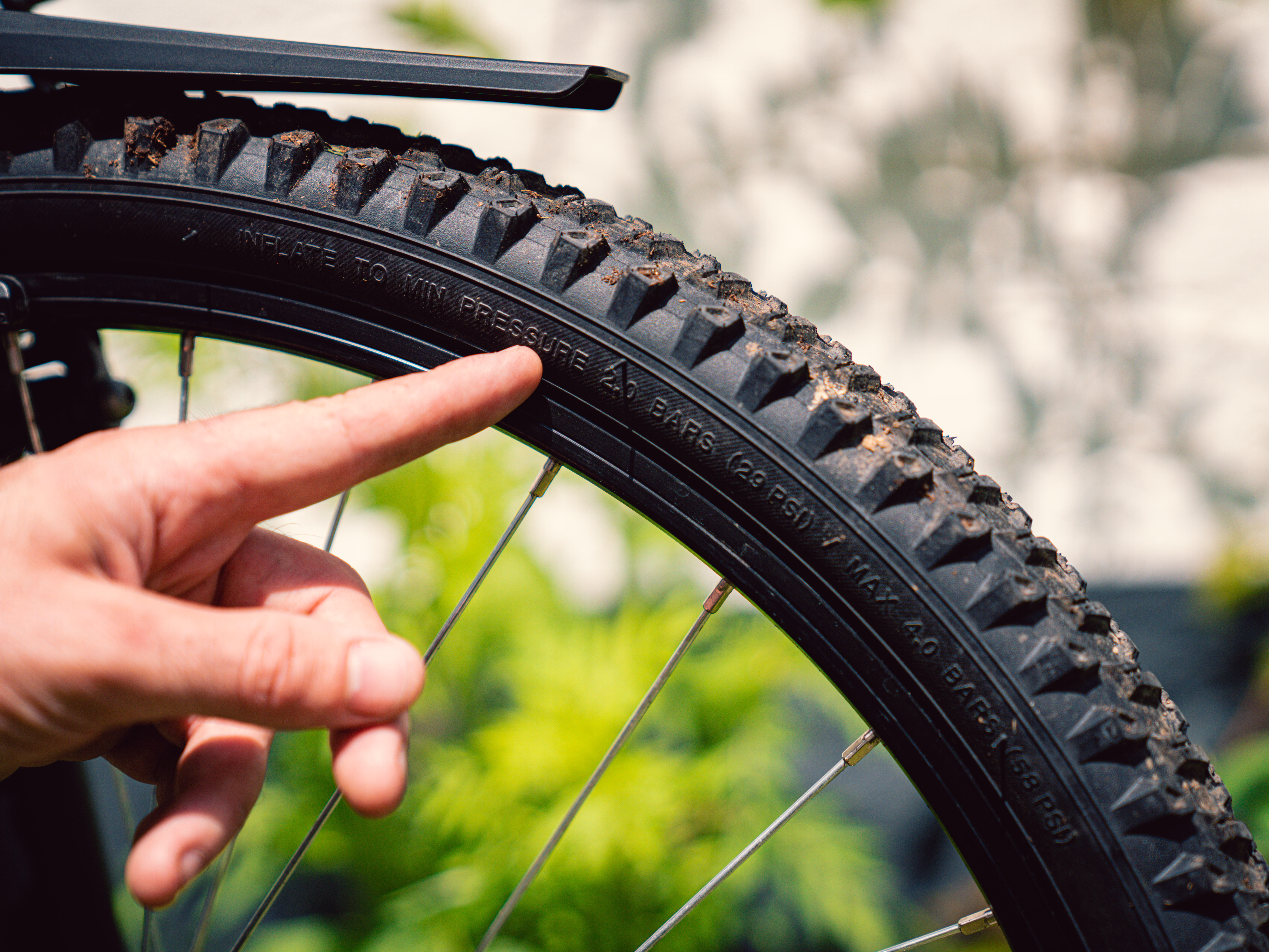 What is the recommended pressure for 20&quot; mountain bike tyres? 
