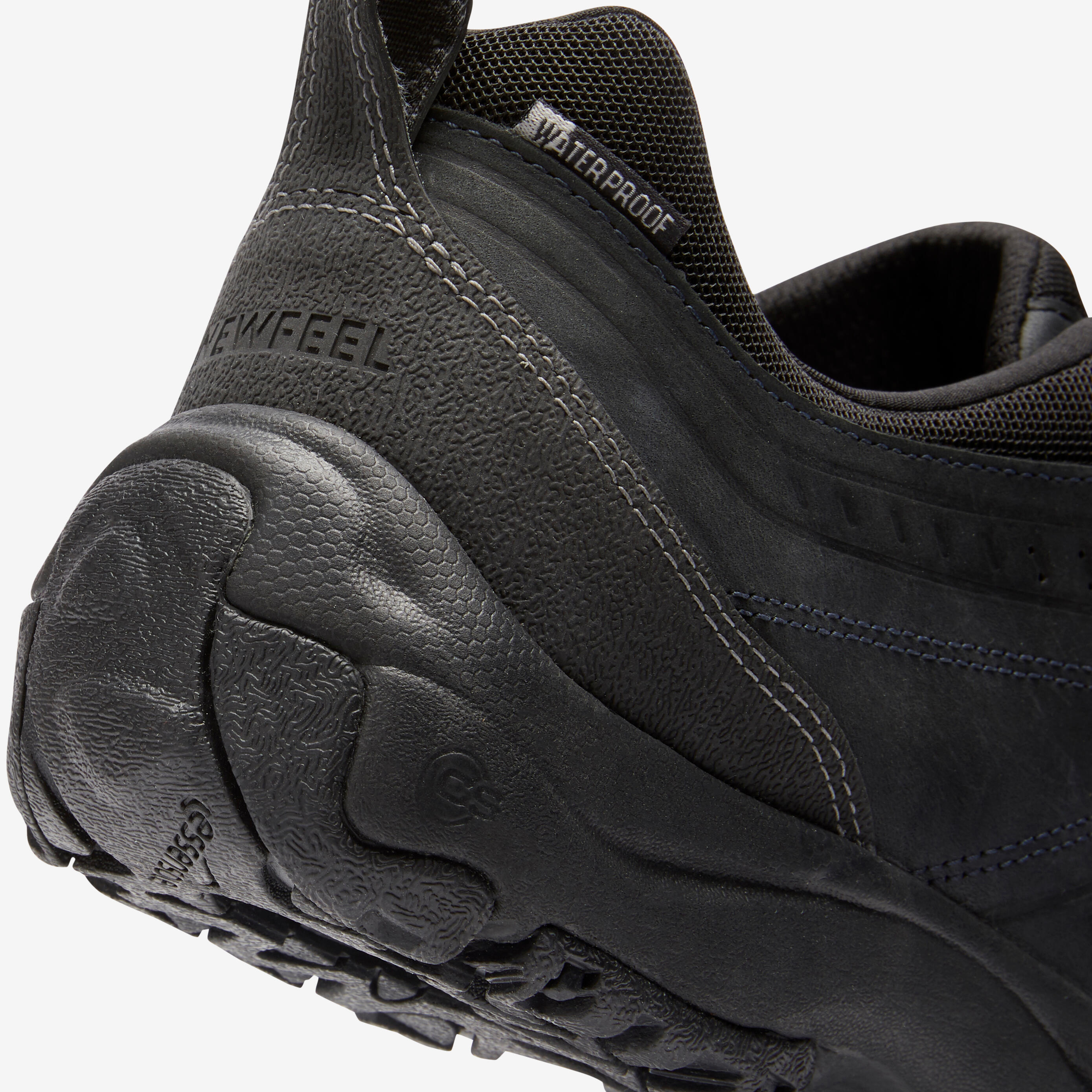 Nakuru Waterproof Men's Urban Waterproof Walking Shoes - Black Leather 7/8