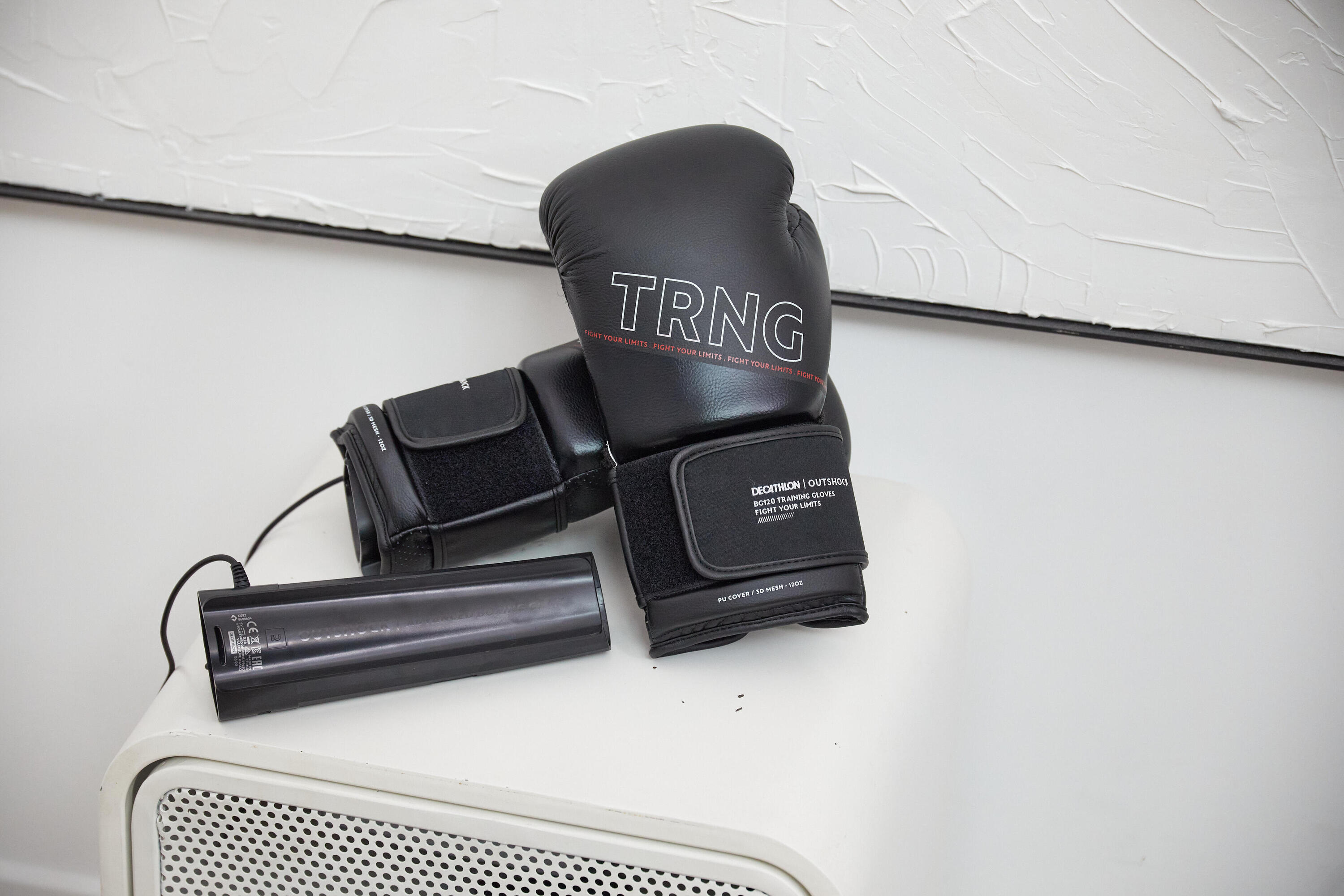 Boxing Glove Dryer with Integrated Fan 5/5