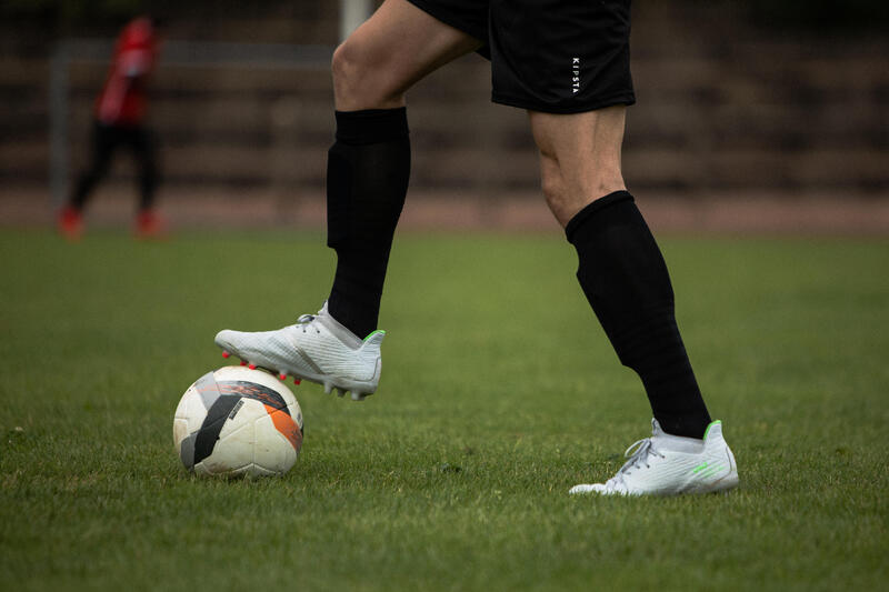 Dogrywka w piłce nożnej – na czym polega i ile trwa? Blog Decathlon