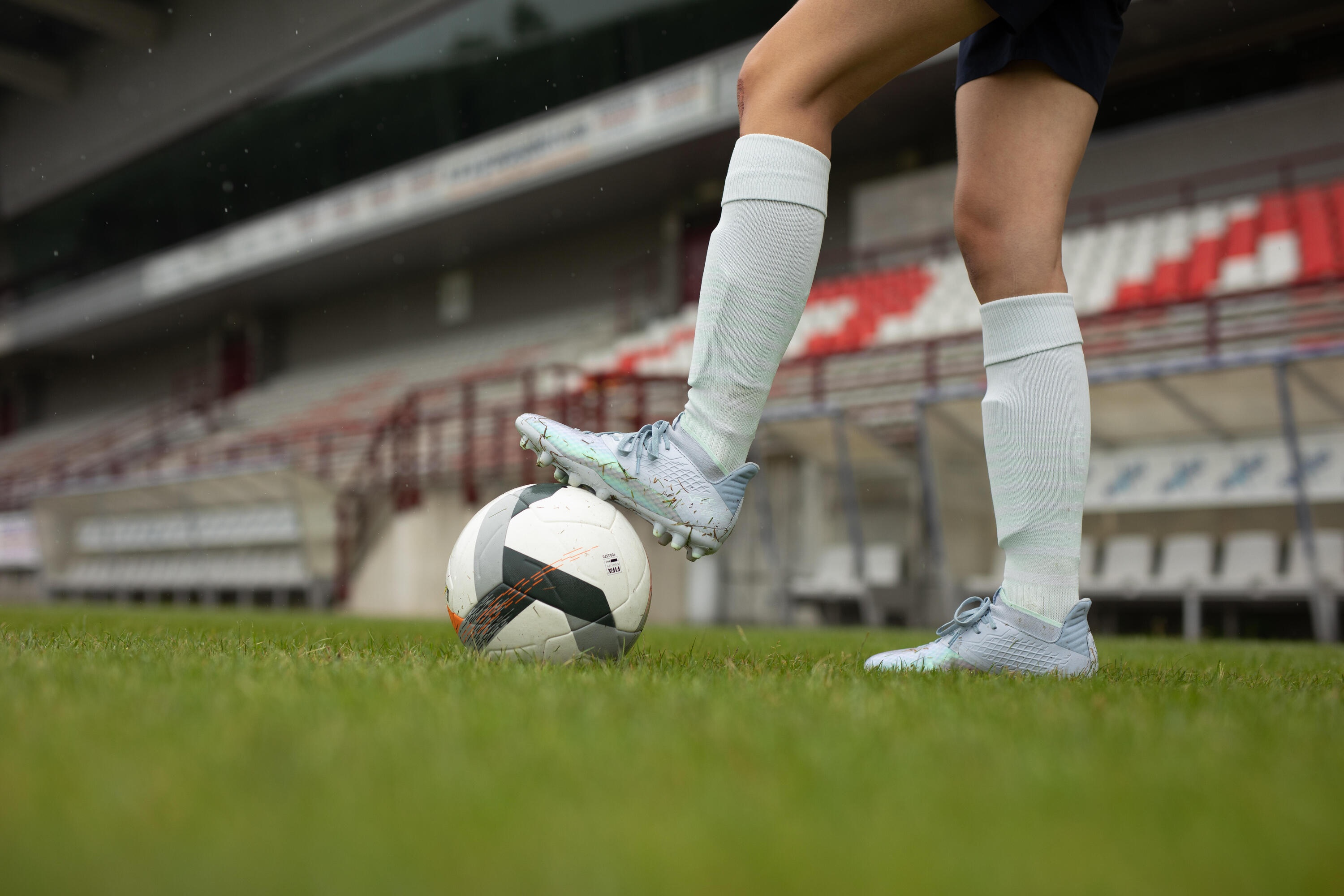 Women's MG Football Boots Viralto+ III - Grey 14/18