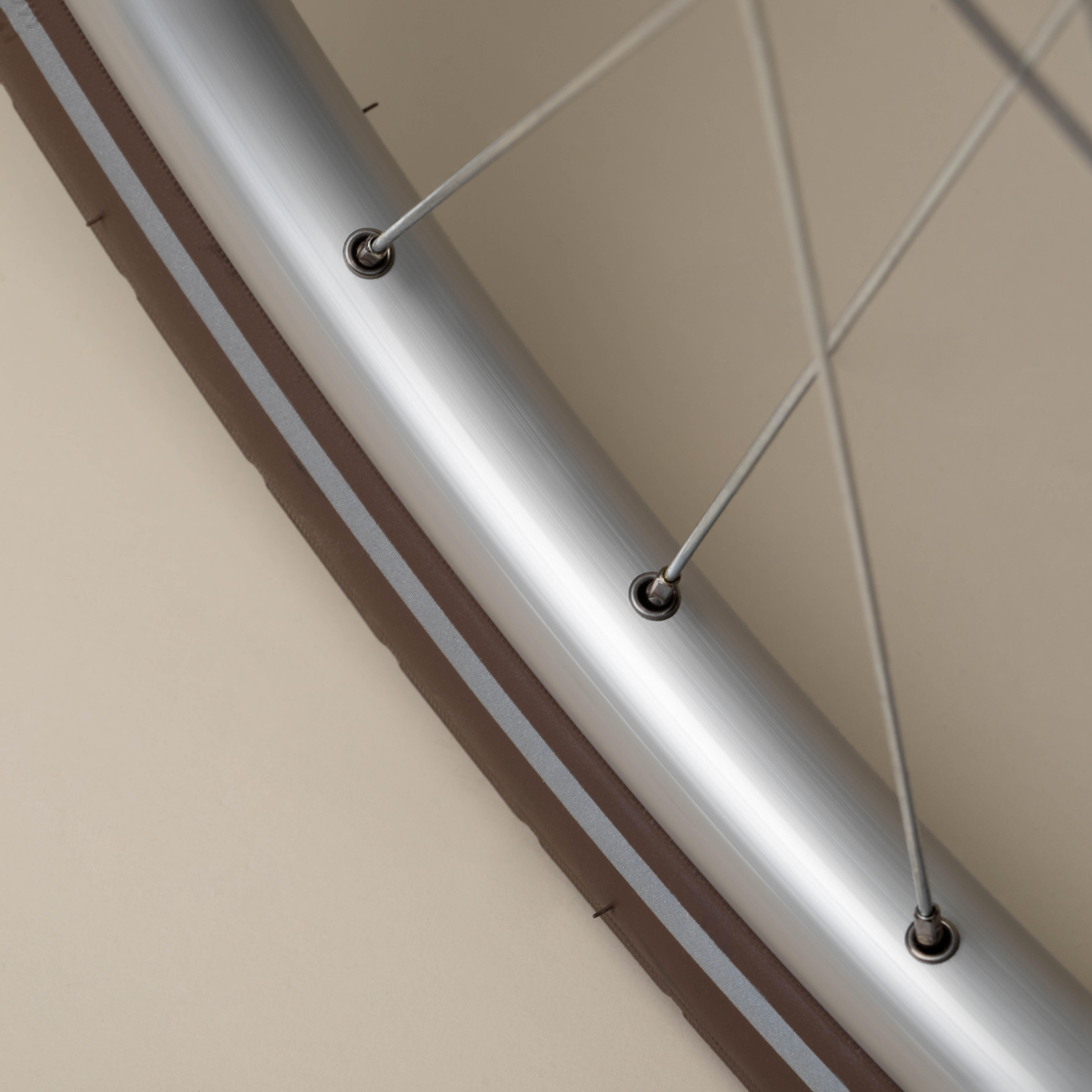 ELOPS Plášť na mestský bicykel Protect 700×45 ETRTO 44-622 reflexný hnedý 44-622 · záber 4