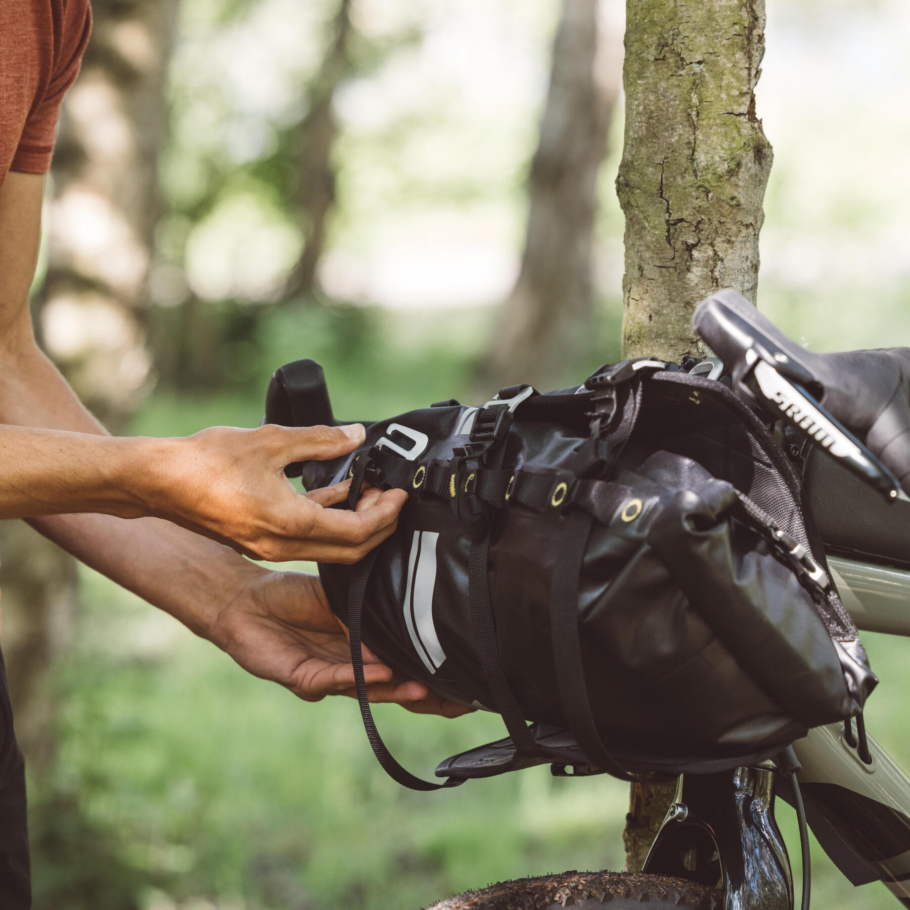 HARNAIS SACOCHE DE GUIDON BIKEPACKING / RIVERSIDE