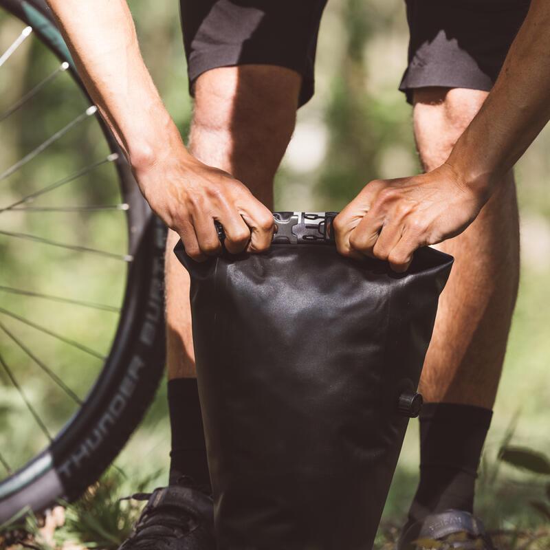 Waterdichte zadeltas voor fietsreizen 6 tot 15 liter