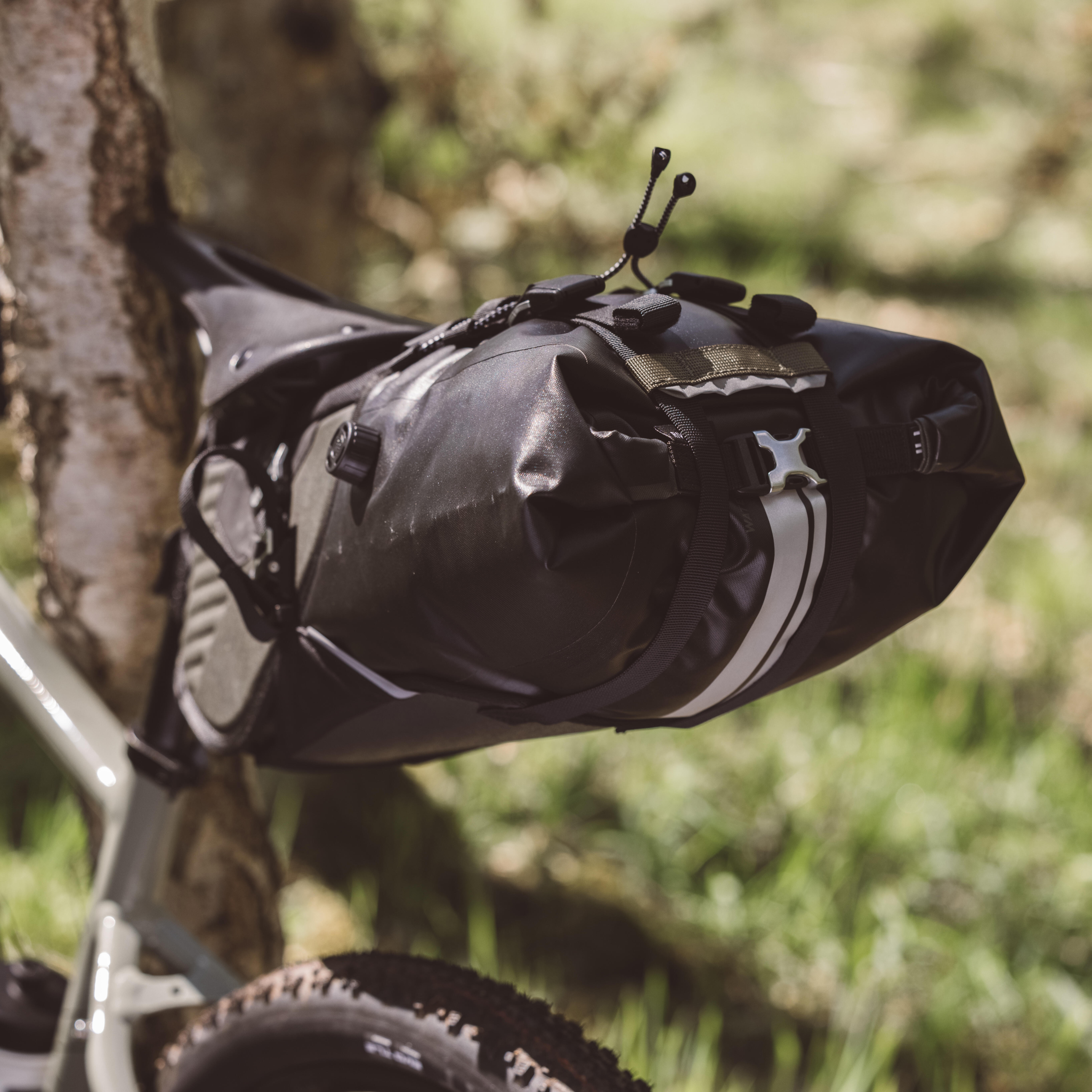 BORSA DA SELLA IMPERMEABILE DA 6 A 15 L PER BIKEPACKING ADVT 900