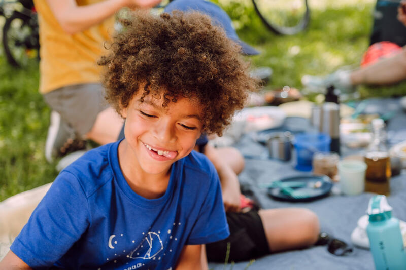 Wandel T-shirt voor kinderen MH100 blauw fosforescerend 2-6 jaar