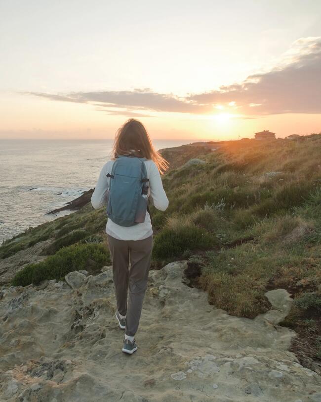 WOMEN’S HIKING TROUSERS - NH100