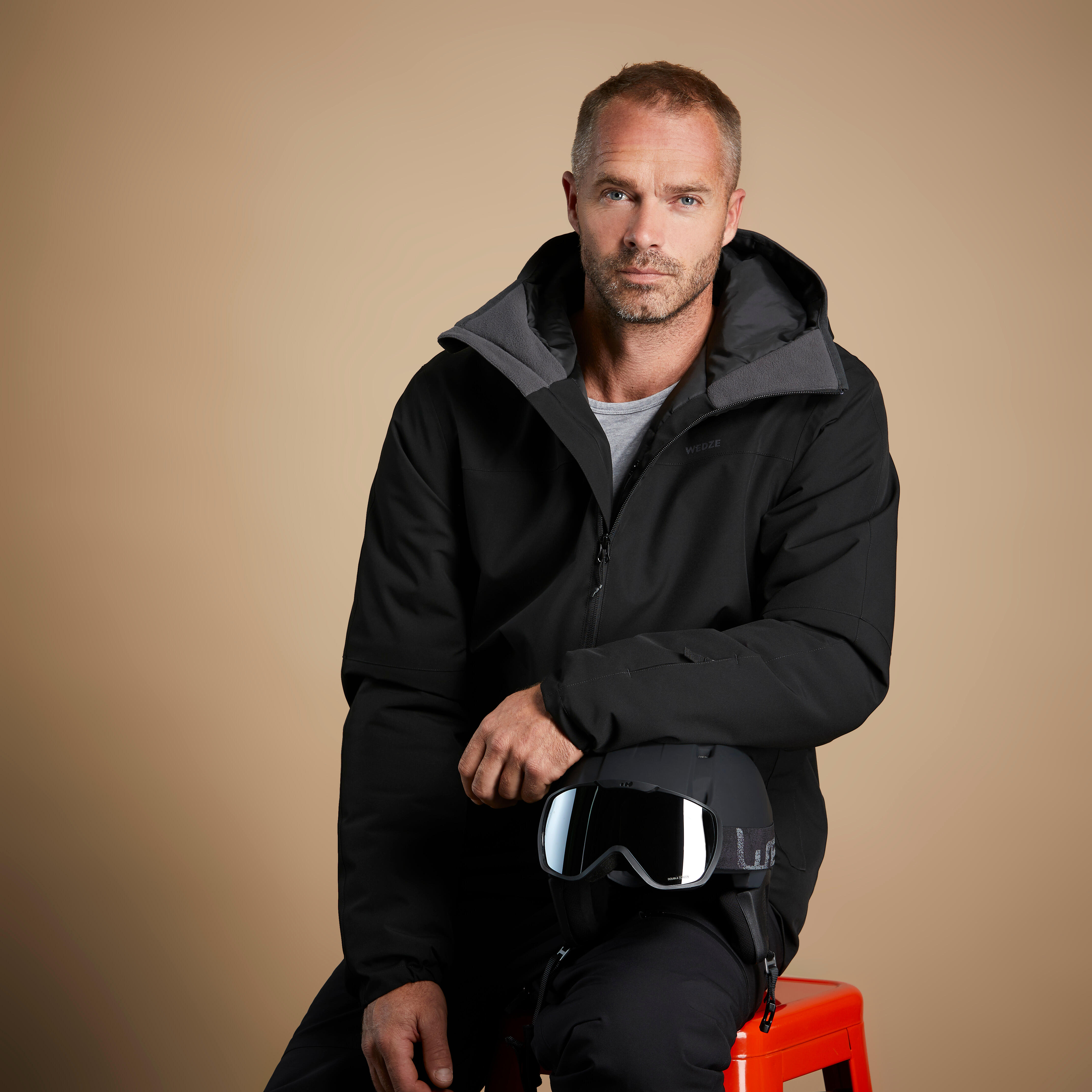 Decathlon abbigliamento best sale sci uomo