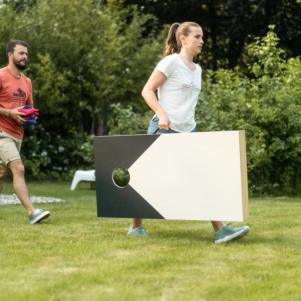 Žaidimas „Cornhole“