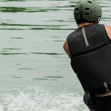 Como escolher um colete de wakeboard?
