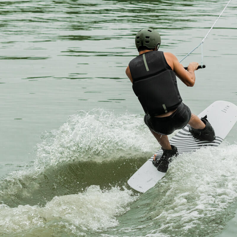 Comment choisir son gilet de wakeboard ?