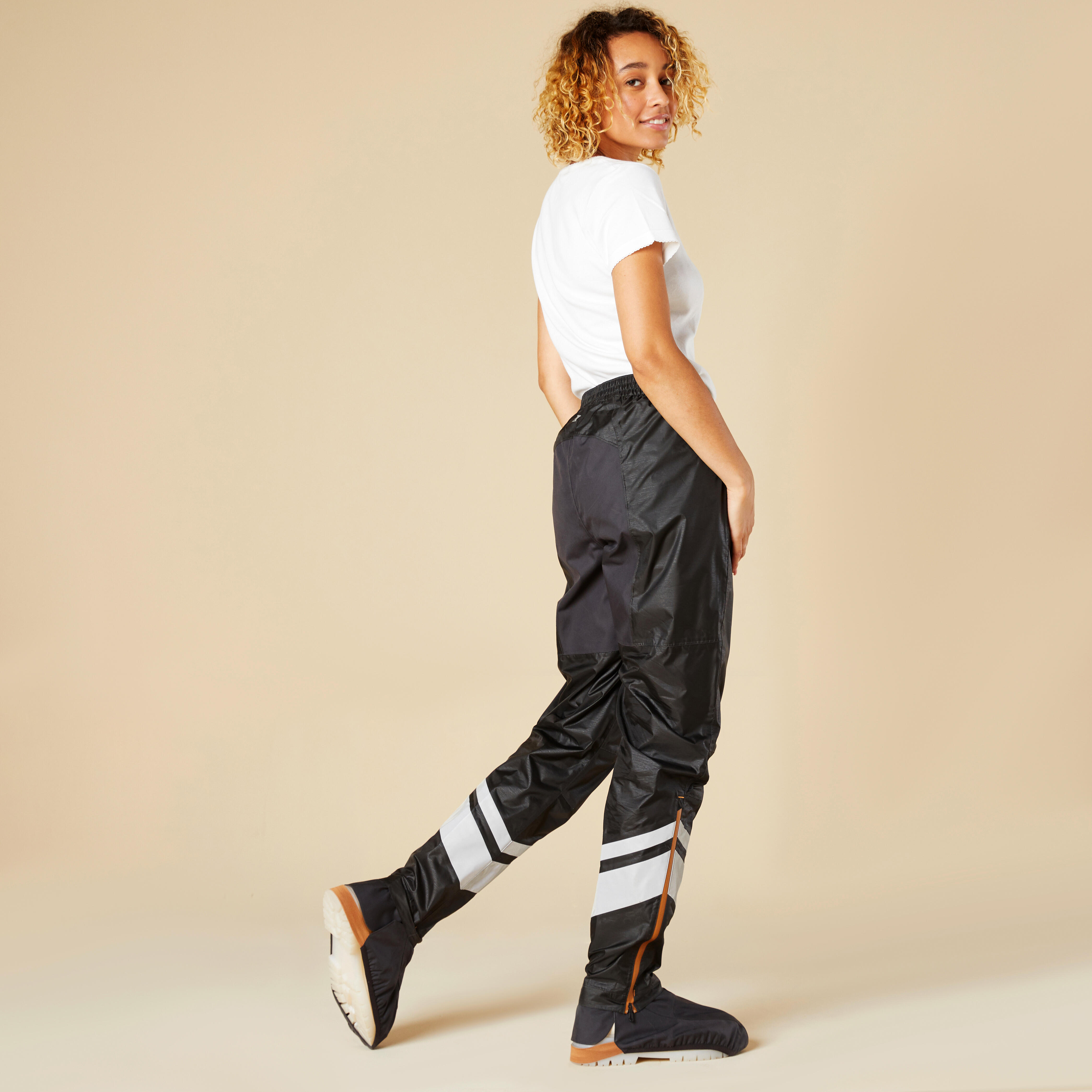 Surpantalon de vélo ville imperméable avec couvre-chaussures intégrés femme, 540 - BTWIN