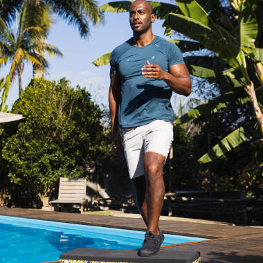 So profitierst du vom Step Aerobic Workout