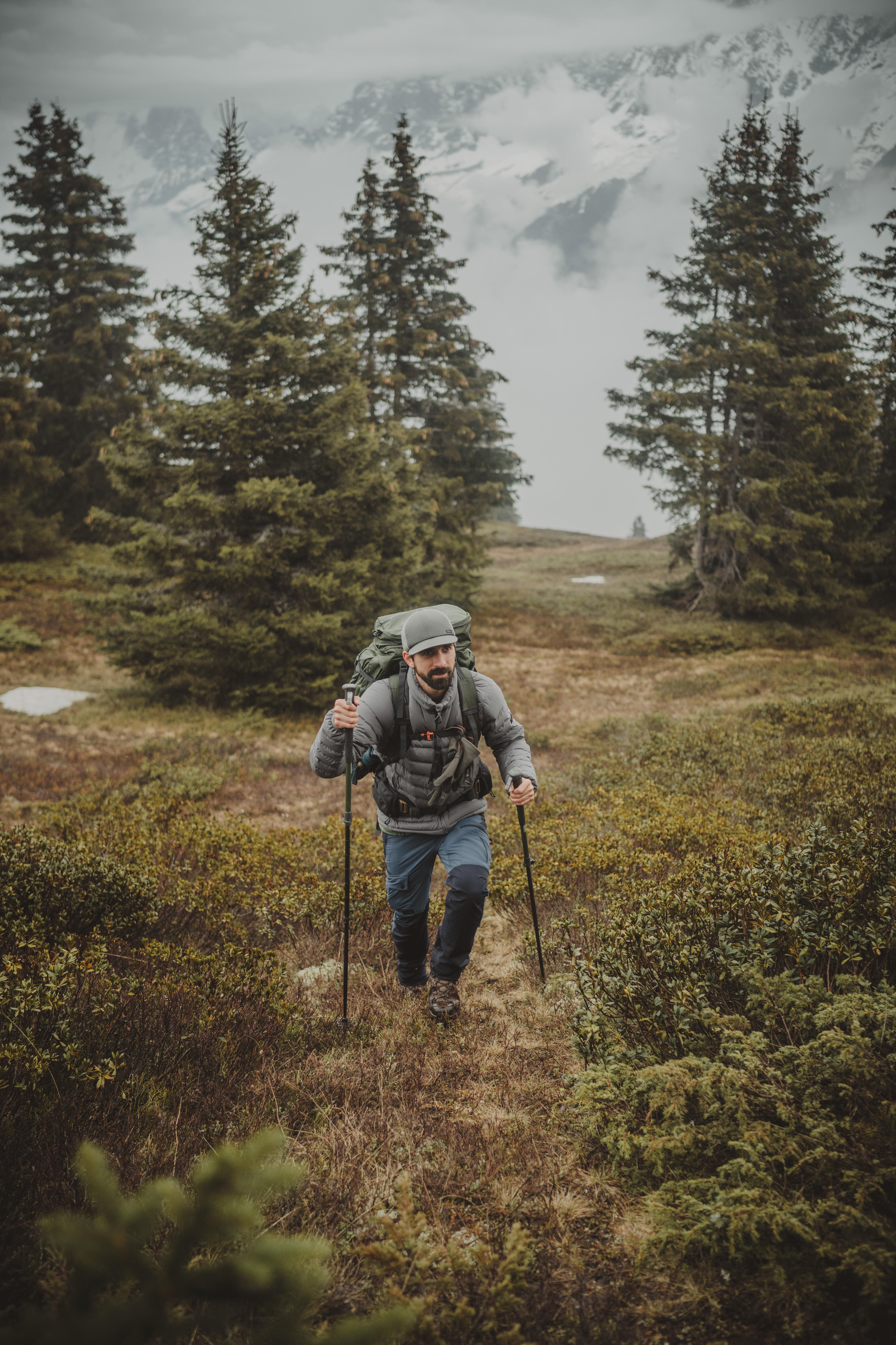 Men’s Mountain Hiking Pants - MT 500 Blue - FORCLAZ