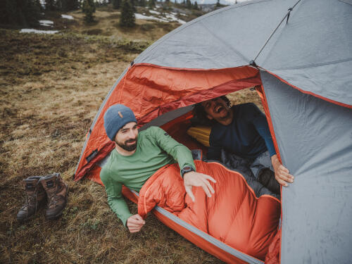 how to choose a sleeping bag for camping