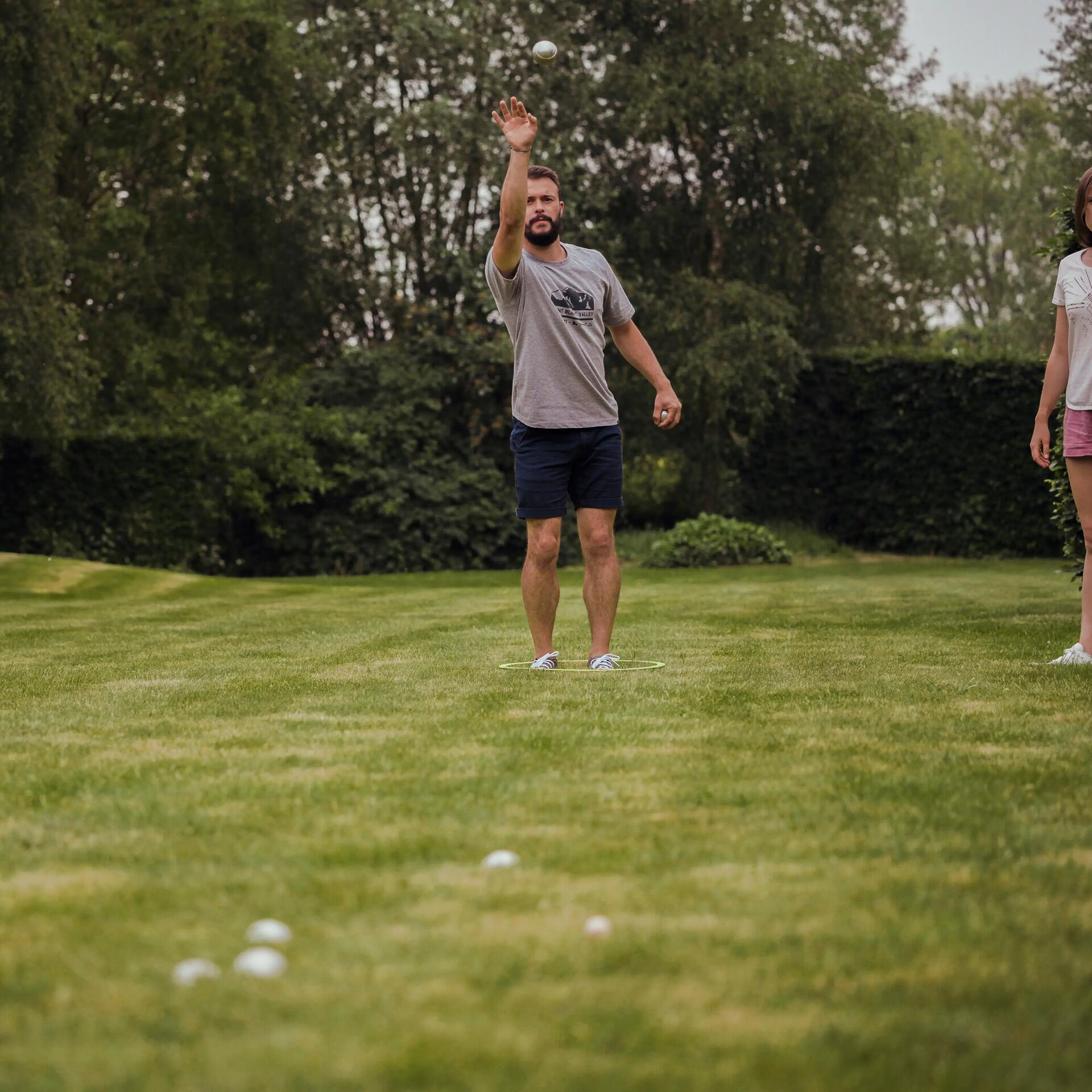 Comment choisir ses boules de pétanque ?