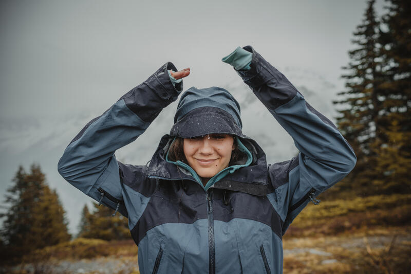 Comment réactiver la déperlance de sa veste de randonnée ?