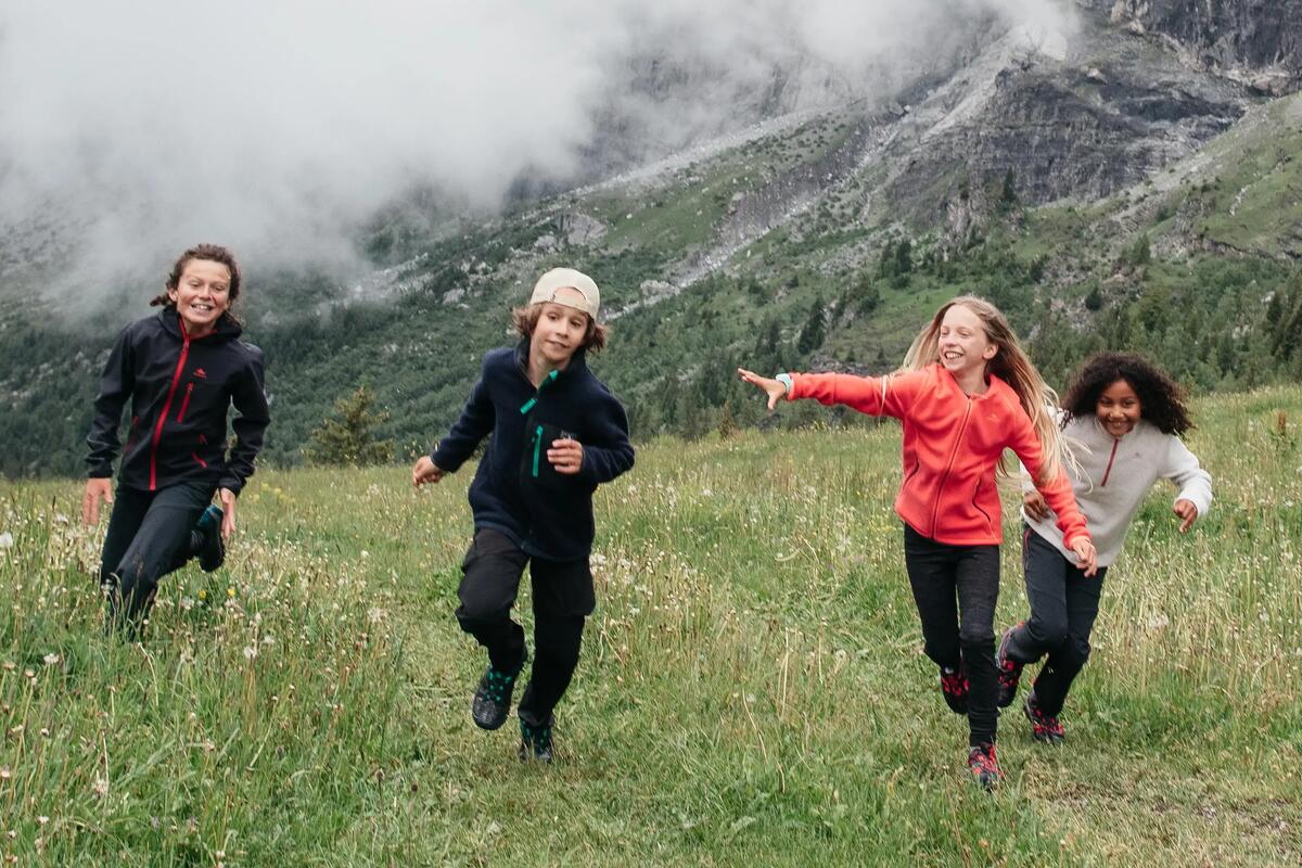 Kids’ hiking jackets