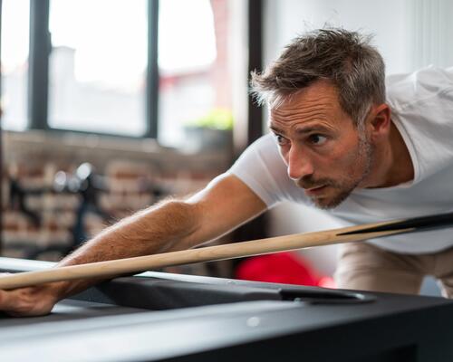 Comment bien viser au billard decathlon